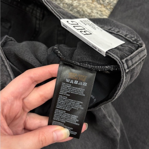 BDG Urban Outfitters Mom High Waisted Tapered Leg Jeans Sz 28Wx32L NWT | BDG - - Picture 8 of 11